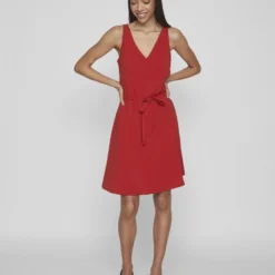 Vila KNOOPRIEM IN DE TAILLE MOUWLOZE JURK 9 Vila KNOOPRIEM IN DE TAILLE MOUWLOZE JURK -Goedkope Fraaie Mod Winkel 14068746 PompeianRed 005