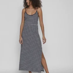 Vila MOUWLOOS MAXI JURK 9 Vila MOUWLOOS MAXI JURK -Goedkope Fraaie Mod Winkel 14074289 NavyBlazer 969186 005