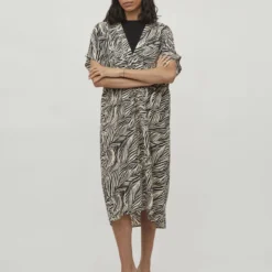 Vila KNOOPRIEM IN DE TAILLE JURK MET KORTE MOUWEN -Goedkope Fraaie Mod Winkel 14075536 Birch 942021 005