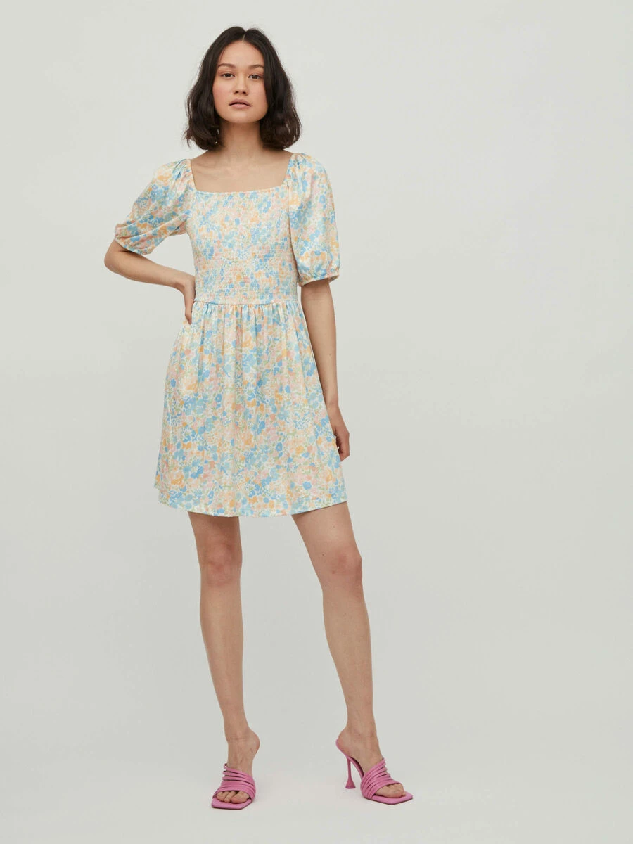 Vila PETITE - GESMOKTE JURK MET KORTE MOUWEN 1 Vila PETITE - GESMOKTE JURK MET KORTE MOUWEN