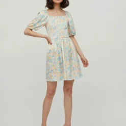 Vila PETITE - GESMOKTE JURK MET KORTE MOUWEN 9 Vila PETITE - GESMOKTE JURK MET KORTE MOUWEN -Goedkope Fraaie Mod Winkel 14075609 White 943291 005