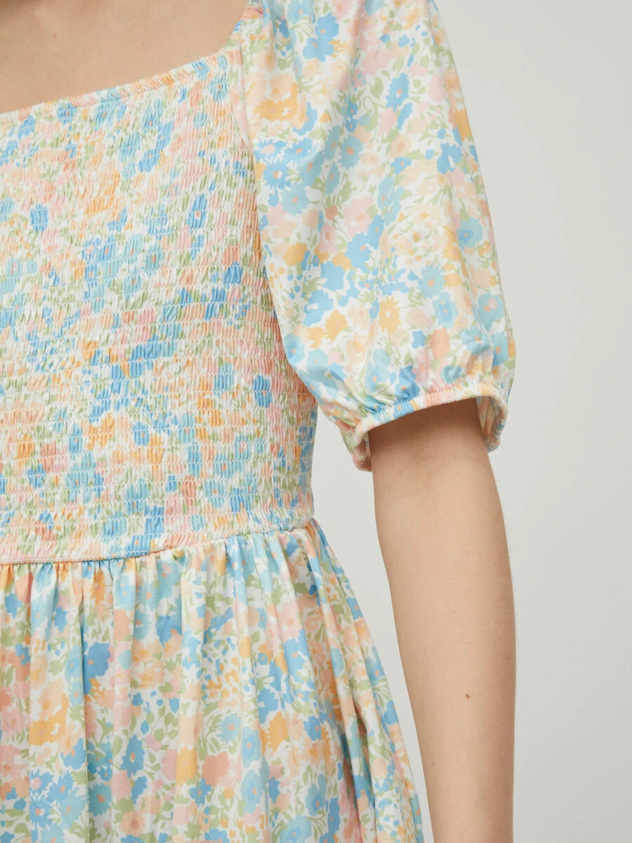 Vila PETITE - GESMOKTE JURK MET KORTE MOUWEN 5 Vila PETITE - GESMOKTE JURK MET KORTE MOUWEN - Afbeelding 5