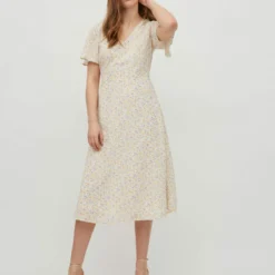 Vila V-HALS JURK MET KORTE MOUWEN 9 Vila V-HALS JURK MET KORTE MOUWEN -Goedkope Fraaie Mod Winkel 14075857 CloudDancer 946420 005