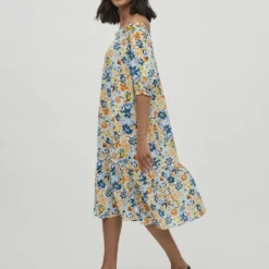Vila GEBLOEMDE MAXI JURK 9 Vila GEBLOEMDE MAXI JURK -Goedkope Fraaie Mod Winkel 14075946 CloudDancer 947236 005