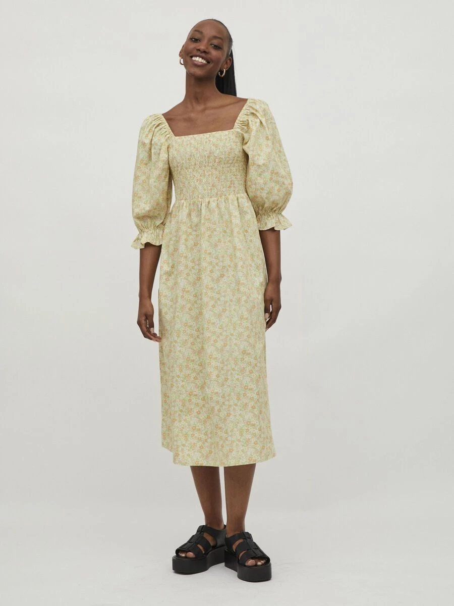 Vila KORTE MOUWEN GESMOKTE JURK 1 Vila KORTE MOUWEN GESMOKTE JURK