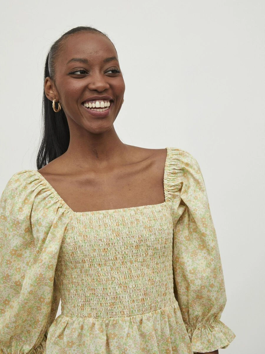 Vila KORTE MOUWEN GESMOKTE JURK 3 Vila KORTE MOUWEN GESMOKTE JURK - Afbeelding 3