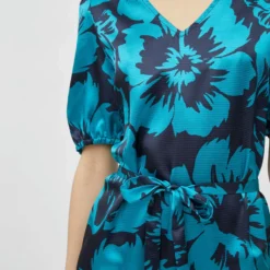 Vila GEBLOEMDE JURK MET KORTE MOUWEN 8 Vila GEBLOEMDE JURK MET KORTE MOUWEN -Goedkope Fraaie Mod Winkel 14082078 NavyBlazer 994756 006